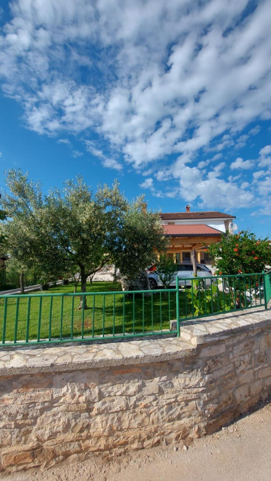 Family Apartment Cathy Galizana Exterior photo